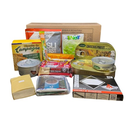 Zawartość oryginalnej całodobowej Francuskiej racji żywnościowej RCIR (3600kcal): dania główne, desery i przekąski